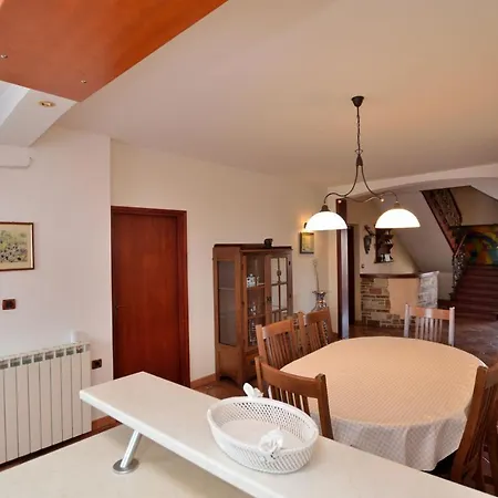 Reno Apartament