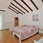 Reno Appartement Umag